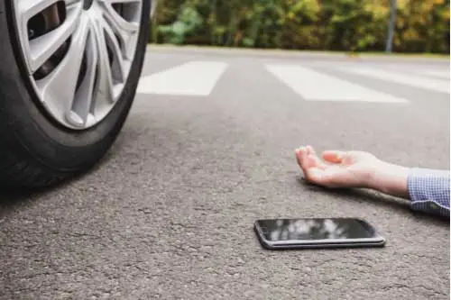 Bentonville man hit by car on Dixieland Road accident